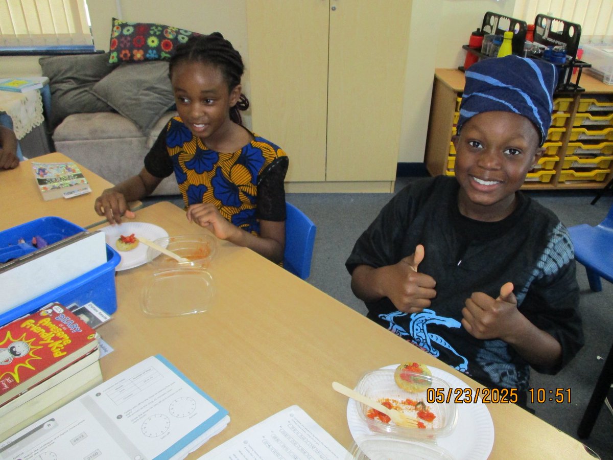 SHGorton's tweet photo. Class 6 enjoyed celebrating Italian culture by sampling, bruschetta with fresh tomatoes and basil, pasta, which was followed by a dessert of tiramisu 🍝 🇮🇹 🍽️ https://t.co/tyAzD67hPt