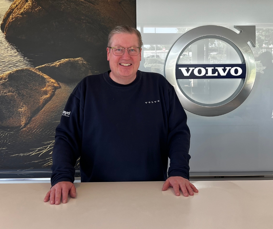 We’re proud to celebrate Richard Warburton’s 25-year milestone with us!

As a dedicated Warranty Administrator at Lloyd Volvo Carlisle, Richard's commitment over 25 years have played a key role in the continued success of our team. 
⁠
Read more 👉 tinyurl.com/2s4azcwx