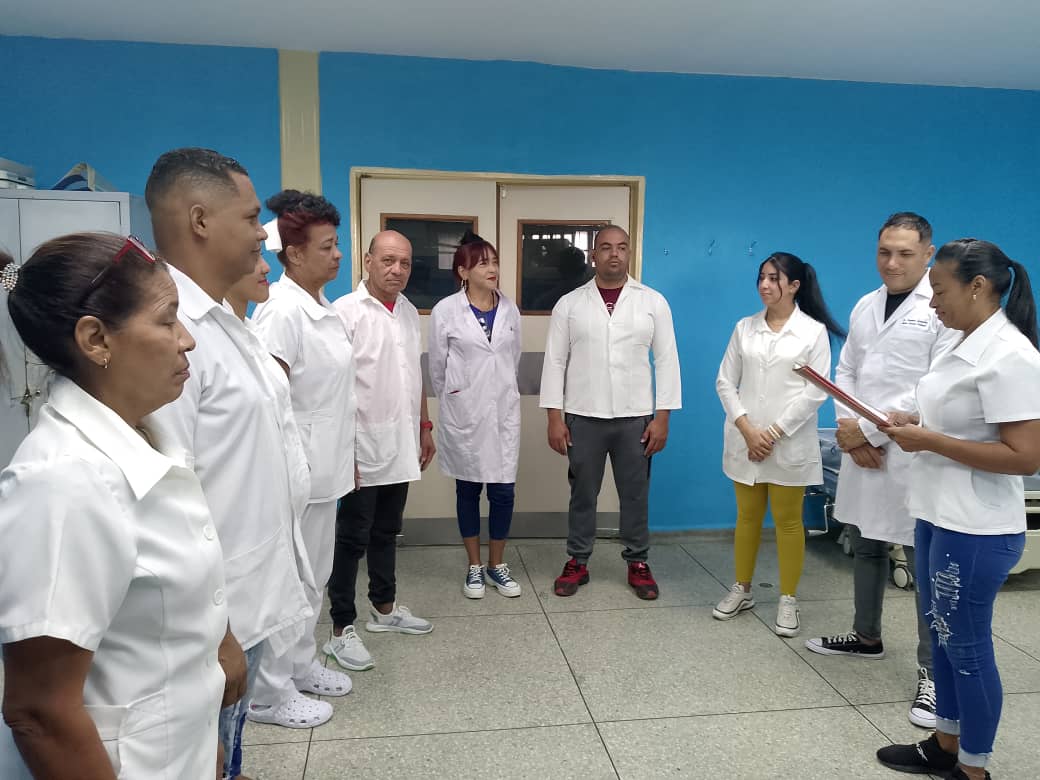 Lejos de nuestro país,seguimos siendo un solo equipo donde la unión prevalece y los deseos de seguir trabajando ,seguir aportando nuestro granito de arena en países necesitados crece cada día más.Colaboración Médica Cubana.FELICIDADES
<a href="/cdi_manga/">CDI Villa la manga</a> 
<a href="/Cubacooperabol2/">Brigada Médica 🇨🇺 Bolívar🇻🇪</a>
<a href="/cubacooperaven/">Brigada Médica Cubana en Venezuela</a>