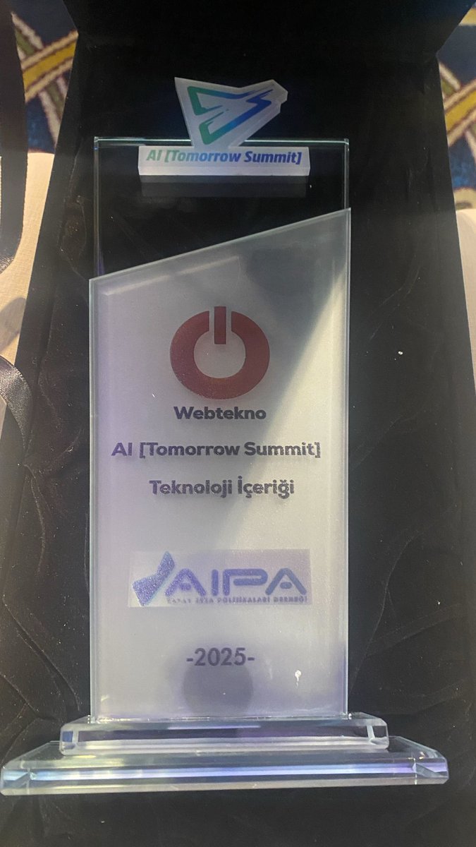 kkaank's tweet photo. Yapay Zeka Politikaları Derneği mecramız Webtekno’yu yılın teknoloji içerik üreticisi ödülü ile onurlandırdı. 

@webtekno ekibine tebrikler. https://t.co/rRSUn7B9te