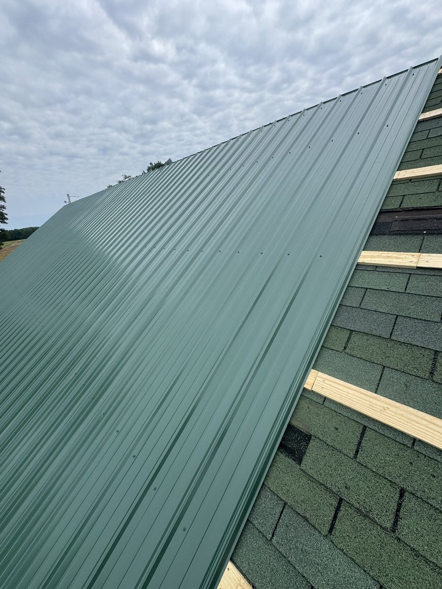 Installing a steep metal roof and listening to a little Josh and Swain! <a href="/SwainEvent/">Jayson Swain</a> i have my priorities in order!
