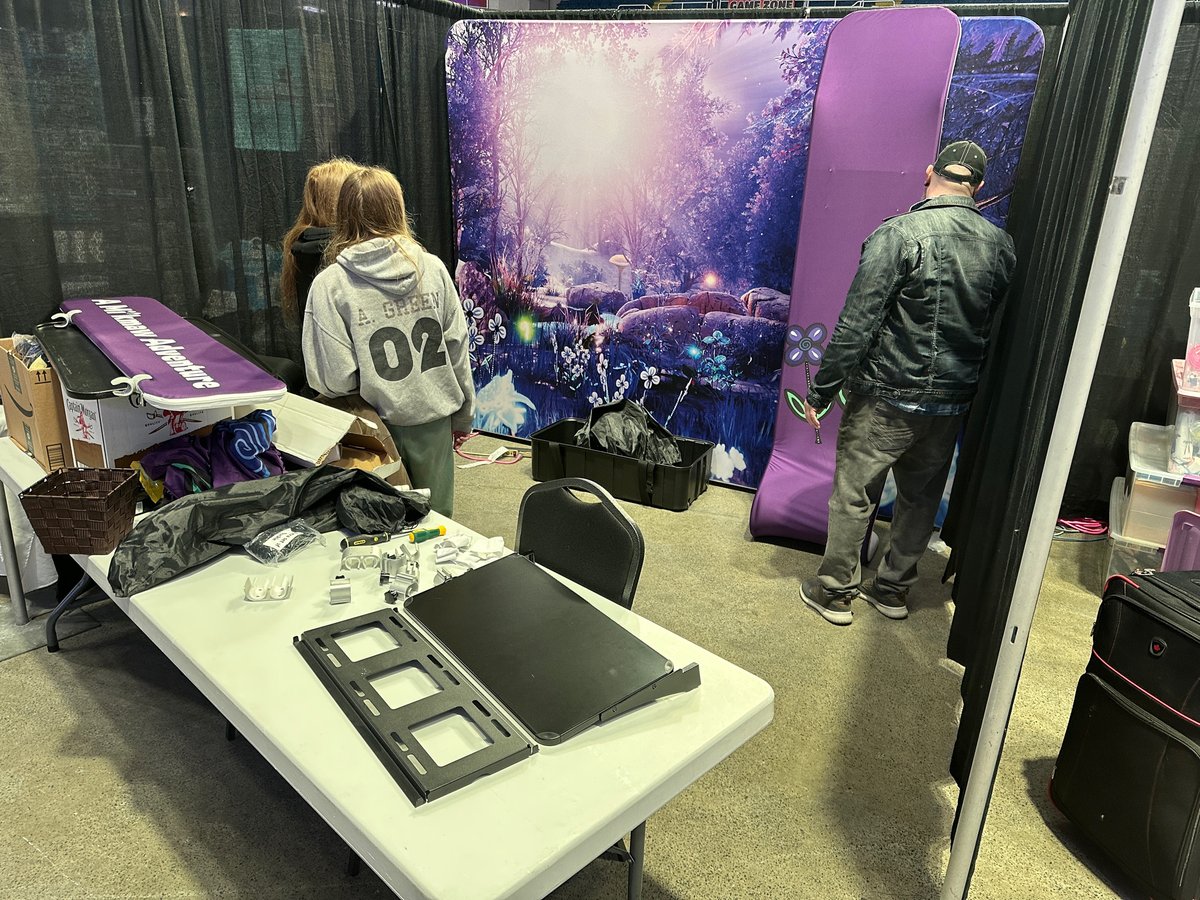 g_r_studios's tweet photo. Getting ready for CaperCon!  See you there!

#CaperCon #Indiegames #indiedev https://t.co/IIXfCmHG6n