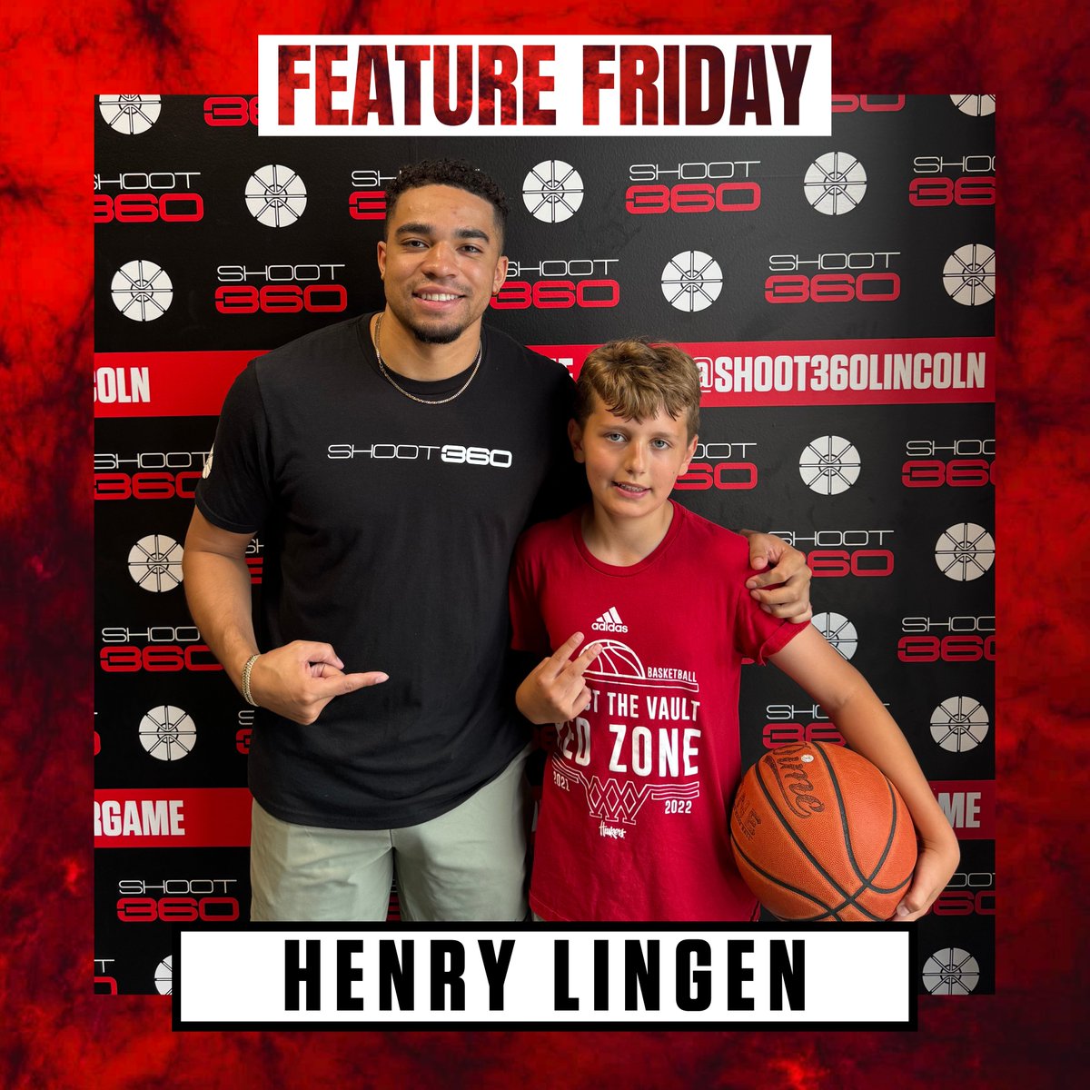 Shoot360Lincoln's tweet image. 👏FEATURE FRIDAY👏
Henry is a gym-rat that is always finding ways to not only challenge himself, but his peers to get better!🏀
Henry just tasked himself with making 1,000 shots IN A DAY‼️
Can't wait to see this kids work ethic take him far in life!💪