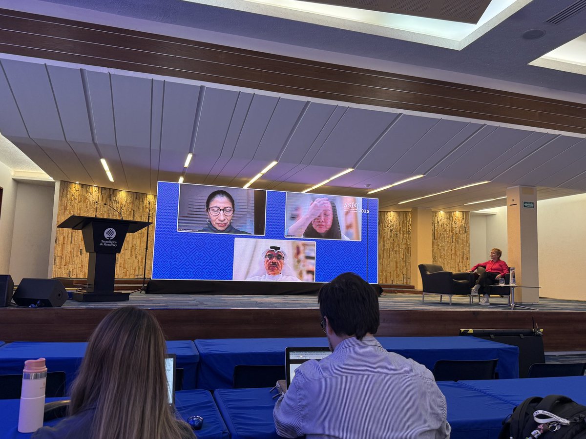 Carlos O. Ramirez (@carlosoramirez) on Twitter photo Quinto y último día de la South School on #InternetGovernance #SSIG2025 en CDMX 🇲🇽 en el <a href="/Tec_CSF/">Tec Santa Fe</a> <a href="/SSIGLAC/">SSIGLAC</a> <a href="/olgacavalli/">Olga Cavalli</a> <a href="/adriancarballo/">Adrian Carballo</a> <a href="/AnjaGengo/">Anja Gengo</a> <a href="/intgovforum/">IGF - Internet Governance Forum</a> <a href="/lacigf/">lacigf</a> Quinto y último día de la South School on #InternetGovernance #SSIG2025 en CDMX 🇲🇽 en el <a href="/Tec_CSF/">Tec Santa Fe</a> <a href="/SSIGLAC/">SSIGLAC</a> <a href="/olgacavalli/">Olga Cavalli</a> <a href="/adriancarballo/">Adrian Carballo</a> <a href="/AnjaGengo/">Anja Gengo</a> <a href="/intgovforum/">IGF - Internet Governance Forum</a> <a href="/lacigf/">lacigf</a>