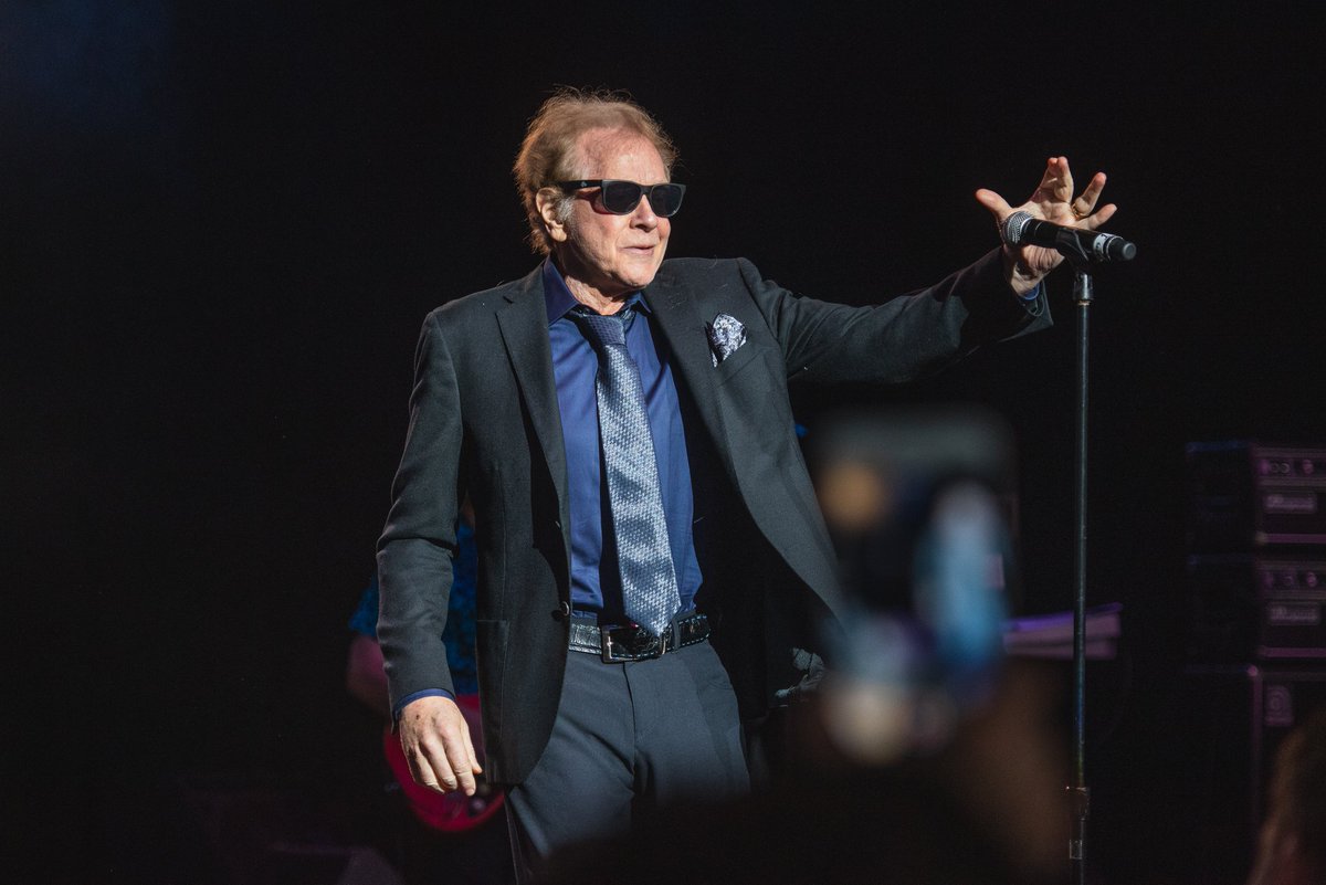 PineKnobMusic's tweet photo. The Friday before Memorial Day weekend... aka @ImEddieMoney Day at Pine Knob. Thinking of you and all the good times, Money Man! 🫶 https://t.co/SzF5xRLxmf