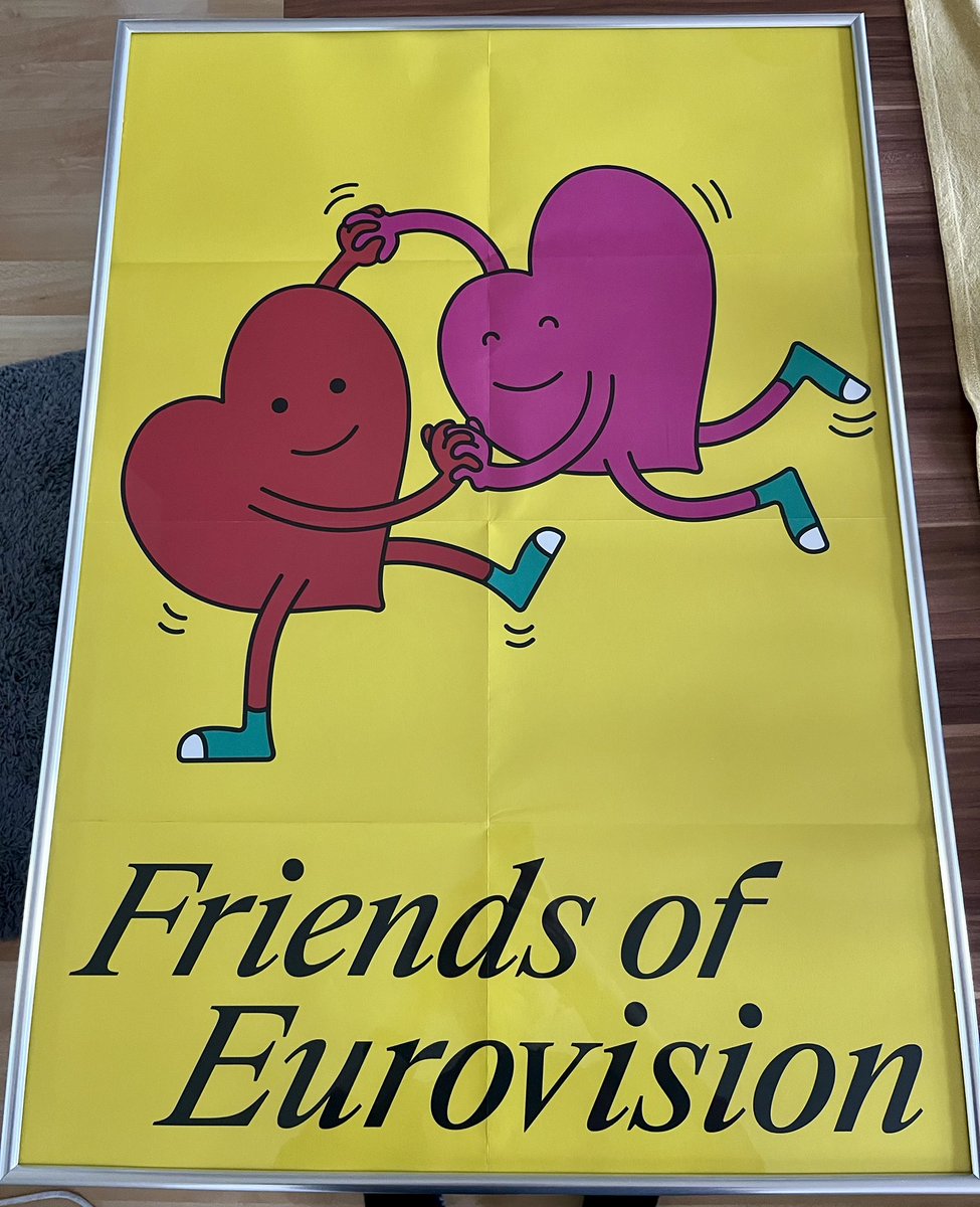 Ich habe aus Basel ein Plakat der großartigen „Friends of Eurovision“-Kampagne mitgebracht. Jetzt bekommt es einen besonderen Platz in meiner Wohnung. 💕 #Eurovision