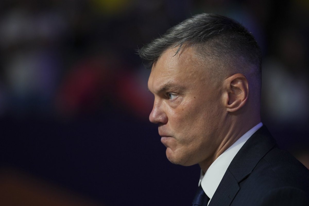 +10.00.

#EBF #F4Glory #FBBPAO #Yellow7egacy