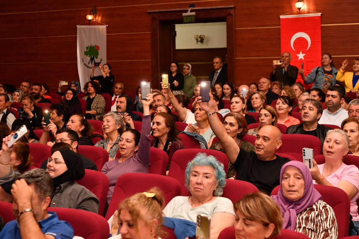 🎶 “Hasretin Türküsü” Edip Akbayram’ı Anma Konseriyle Usta Sanatçı Edip Akbayram’ı andık. 

Sanatın birleştirici gücünü bir kez daha hissettiğimiz bu özel konserde, emeği geçen herkese ve katılım gösteren tüm hemşehrilerimize yürekten teşekkür ediyoruz.
