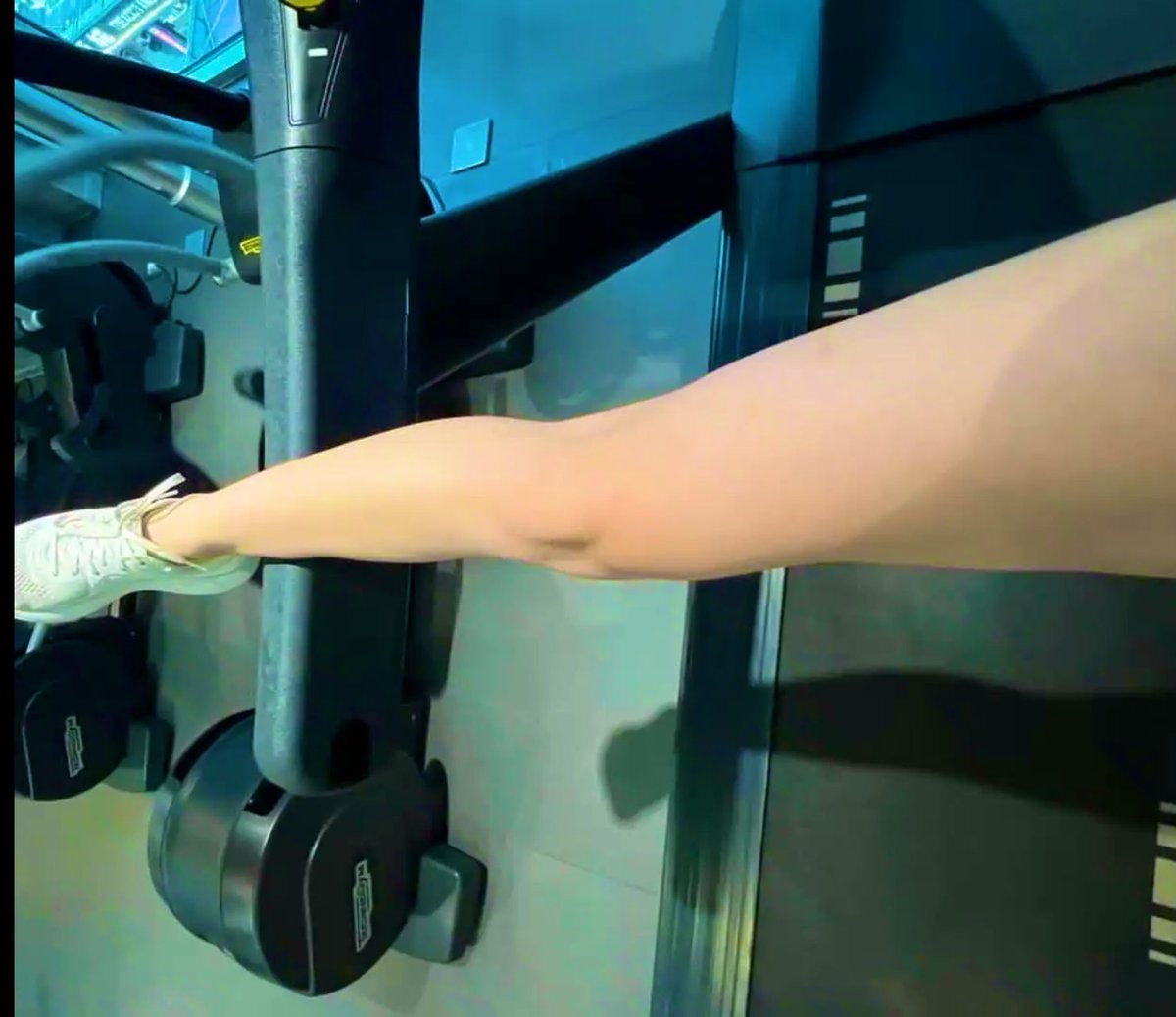 有福利的周末才是好周末  #闫盼盼