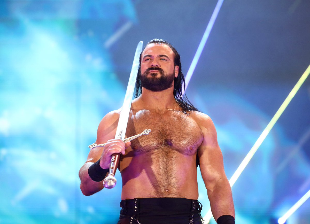 WrestleOps's tweet image. Drew McIntyre says that he’s currently working hurt and can’t turn his head all the way left yet.
(via @orlandosentinel)