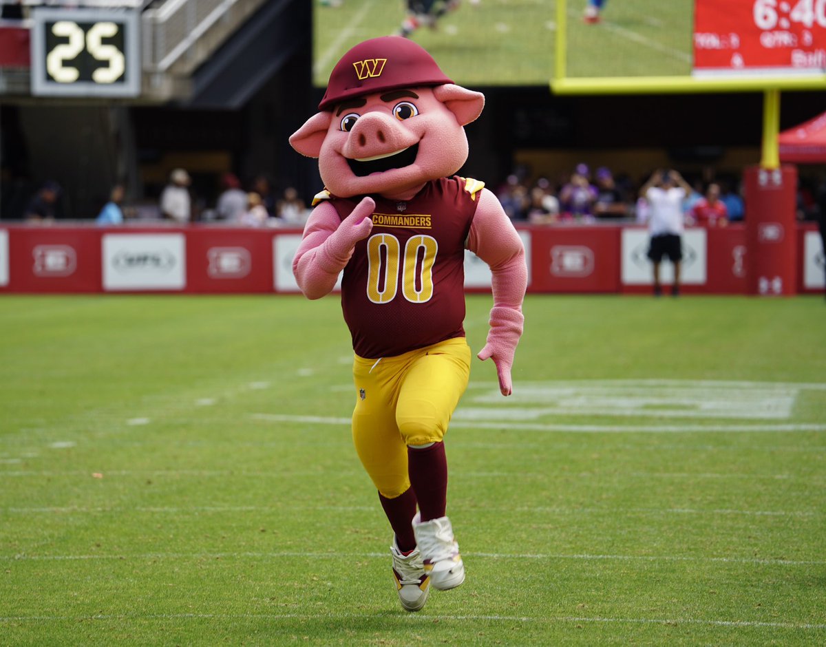 how i’m running out of the office today 🐽