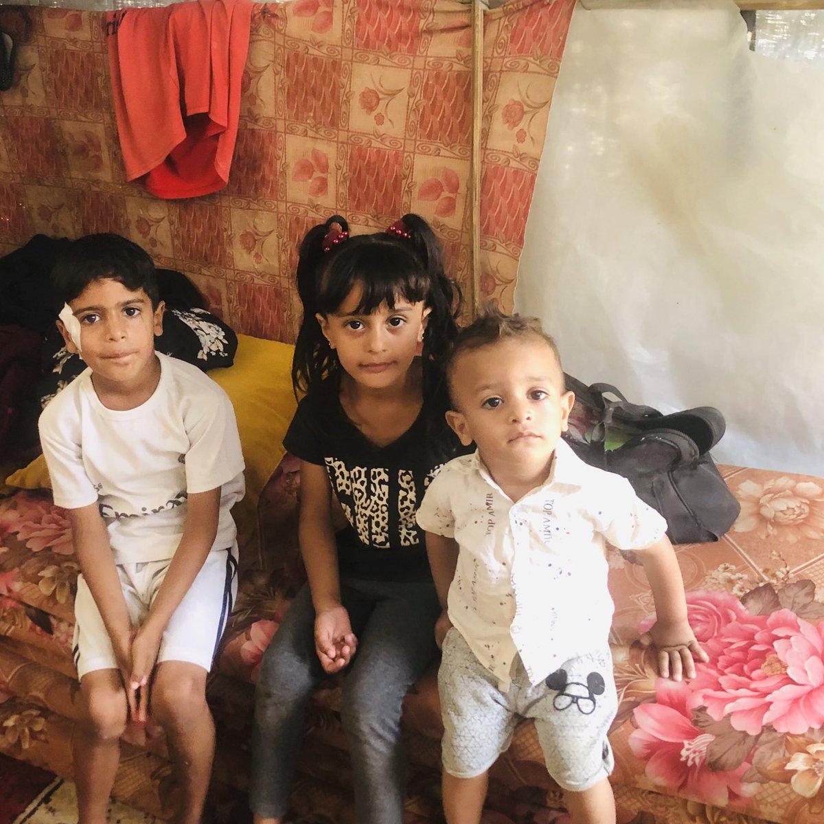 Children need food😭
Children need water😭
Children need safety😭
Children need clothes 😭
Children need warmth 😭
Children need treatment😭
One dollar makes a difference or saves a child😭
Be a reason to change our children's lives and draw a smile🙏
chuffed.org/project/rowan-…