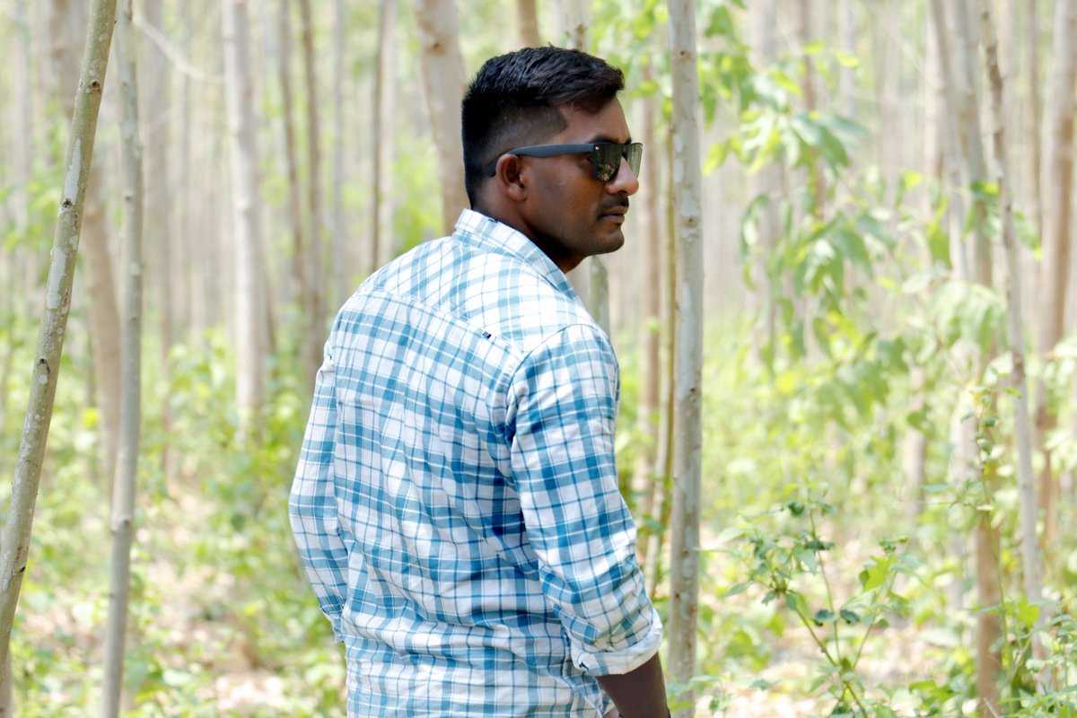 MohanaraoDr's tweet photo. 💞 ప్రతి ఒక్కరి జీవితంలో ఒక
'ప్రత్యేకమైన వ్యక్తి' ఉంటారు..! 
తలరాత లో లేకపోయిన మనసులో.. 'శాశ్వతంగా' ఉంటారు.. !!🫂

మీ...❤️
డా.అరసవిల్లి మోహనరావు 
MA,BEd,PhD.TELUGU
9701151318
mohankumartelugu@gmail.com
👨‍🎓 https://t.co/UjcAdOpQEU