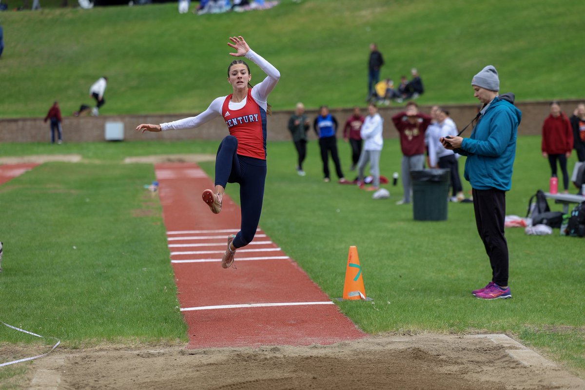Alexis Heinle keeps stacking up the hardware and places 5th in the Long Jump!