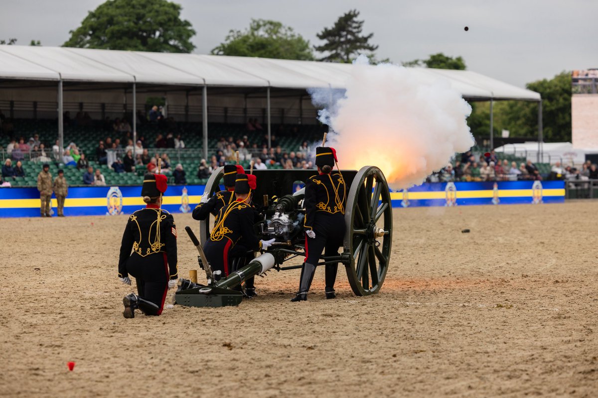 How has it been a week already?! 

Last week <a href="/KingsTroopRHA/">The King's Troop RHA</a> performed at <a href="/windsorhorse/">Royal Windsor Horse Show</a>, displaying their show stopping equine ability and historical equipment. They will soon be riding on Trooping the Colour in front of thousands of people including HM The King. 

#FINDandSTRIKE