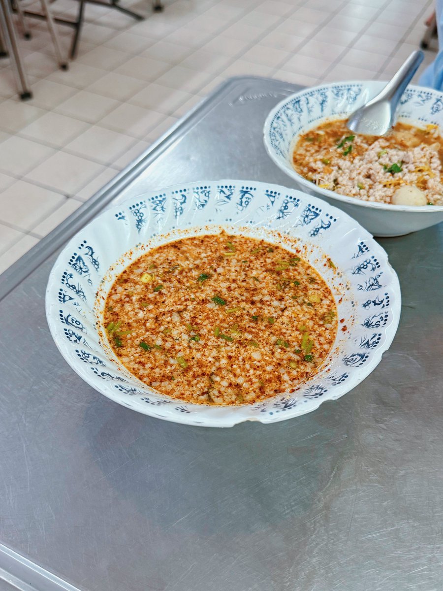 Thonburian-ธนบุเรี่ยน tweet media