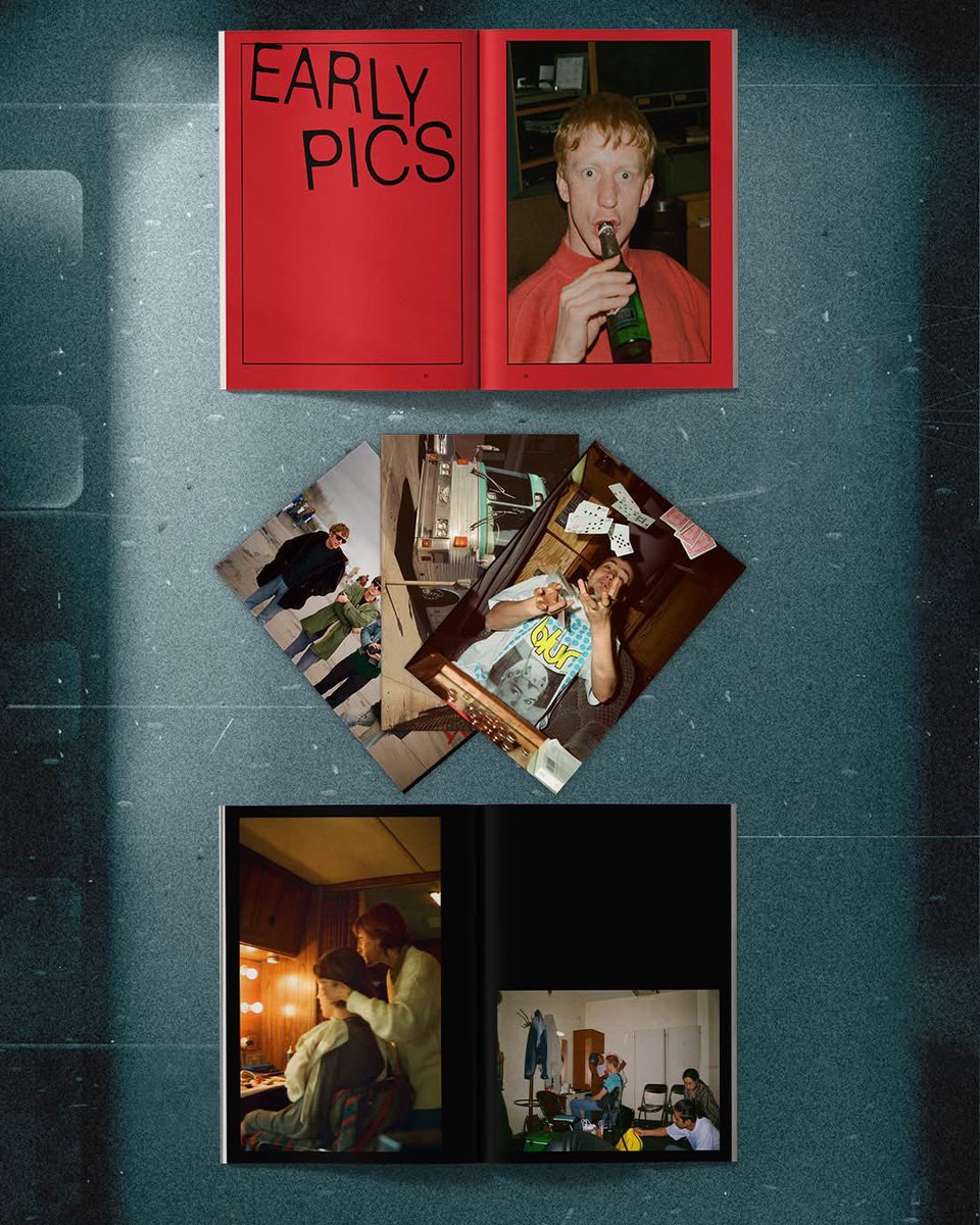 Damon Albarn Unofficial (@damonunofficial) on Twitter photo Inside “No One You Know - Early Blur Photos” by <a href="/DaveRowntree/">Dave Rowntree</a>
Pics via <a href="/DiggersFactory/">Diggers Factory</a> - all preorders through their website include three postcards featuring Dave’s photos from the book. 👉 ow.ly/7EZO50VWVbh Inside “No One You Know - Early Blur Photos” by <a href="/DaveRowntree/">Dave Rowntree</a>
Pics via <a href="/DiggersFactory/">Diggers Factory</a> - all preorders through their website include three postcards featuring Dave’s photos from the book. 👉 ow.ly/7EZO50VWVbh
