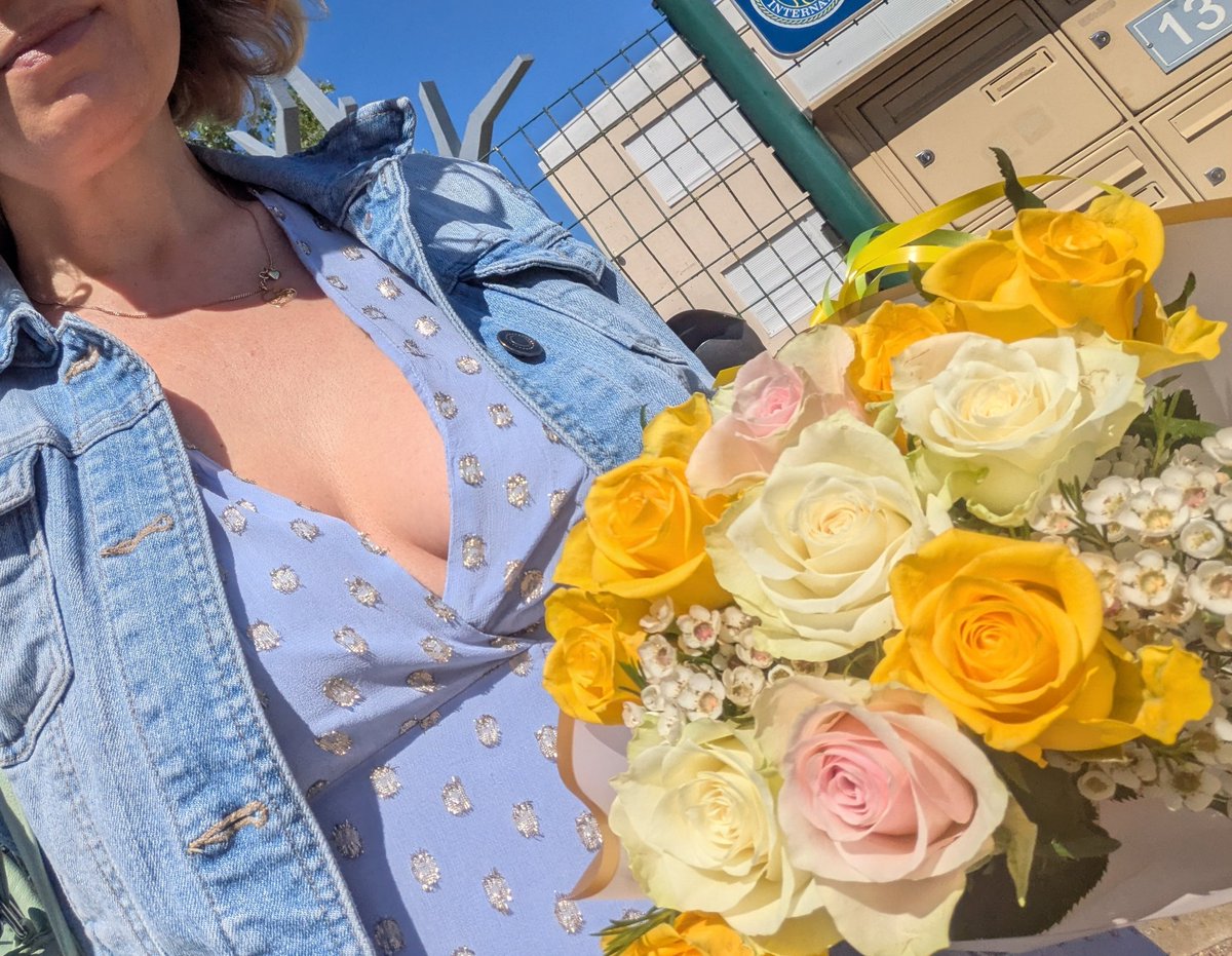 #vendrediseins avec des fleurs 🤩🤩🥰😘