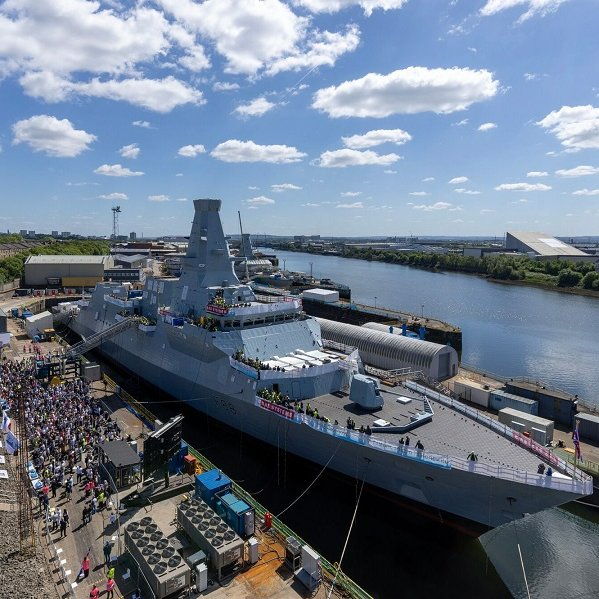 Jefferson_MFG's tweet photo. 🇬🇧RULE, BRITANNIA! The £7.9 billion Type 26 programme supports more than 4,000 British shipbuilding jobs at BAE Systems' Glasgow shipyards and across the wider UK supply chain.  

Over 120 British suppliers have been contracted for the programme, with BAE Systems committing to invest £1.2 billion in UK manufacturing through sub-contracts. 

Yesterday, the Princess of Wales officially named HMS Glasgow - the first of the Royal Navy’s next-generation Type 26 frigates. Built in the city she’s named after, The Princess of Wales ceremoniously smashed a bottle of whisky over the bow, honouring the frigate’s Scottish roots.

As recently reported, BAE Systems' new assembly hall is nearing completion at its Govan shipyard as part of a wider £300 million investment programme.  

The Janet Harvey Hall - named after one of the many women who took on industrial jobs when the country needed them most during the Second World War - will be large enough for two Type 26 frigates to be constructed side-by-side.