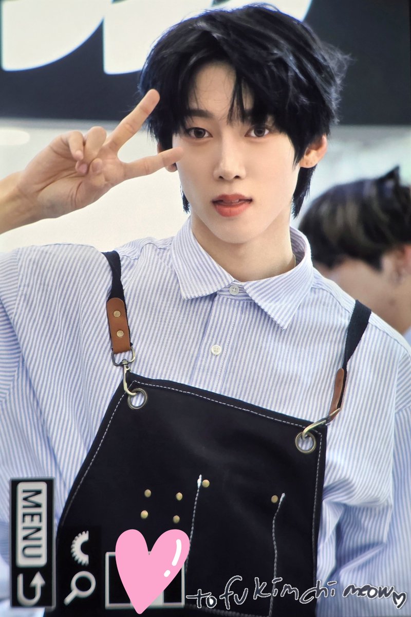 tofukimchimeow's tweet image. 250523 사운드웨이브 카페
🌟
#앰퍼샌드원 #AMPERSANDONE #나캠든 #NAKAMDEN #KAMDEN #나두빈 #캠든