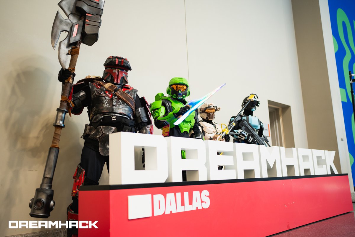 Spartans have arrived at #DHDallas!!

If you see them on the floor, be sure to stop and say "Halo" 👋