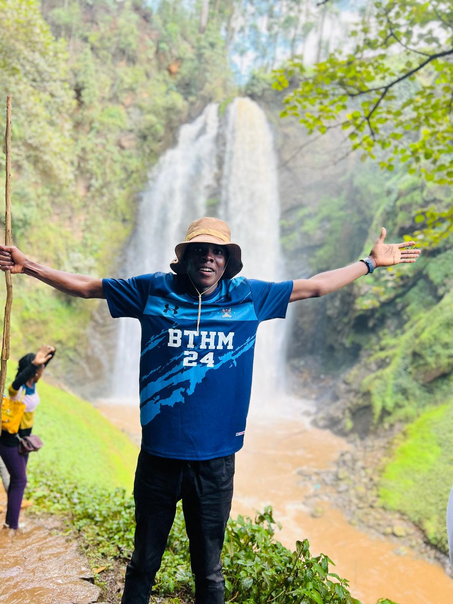 HenrySsema72's tweet photo. Kisiizi falls with historical facts and gems in Rubirizi District
Cant leave you the same 🤩
@TellYourStoryUg
#TellYourStoryUg
#Exploreruganda
#POATE2025 https://t.co/S0cRFKlT7H