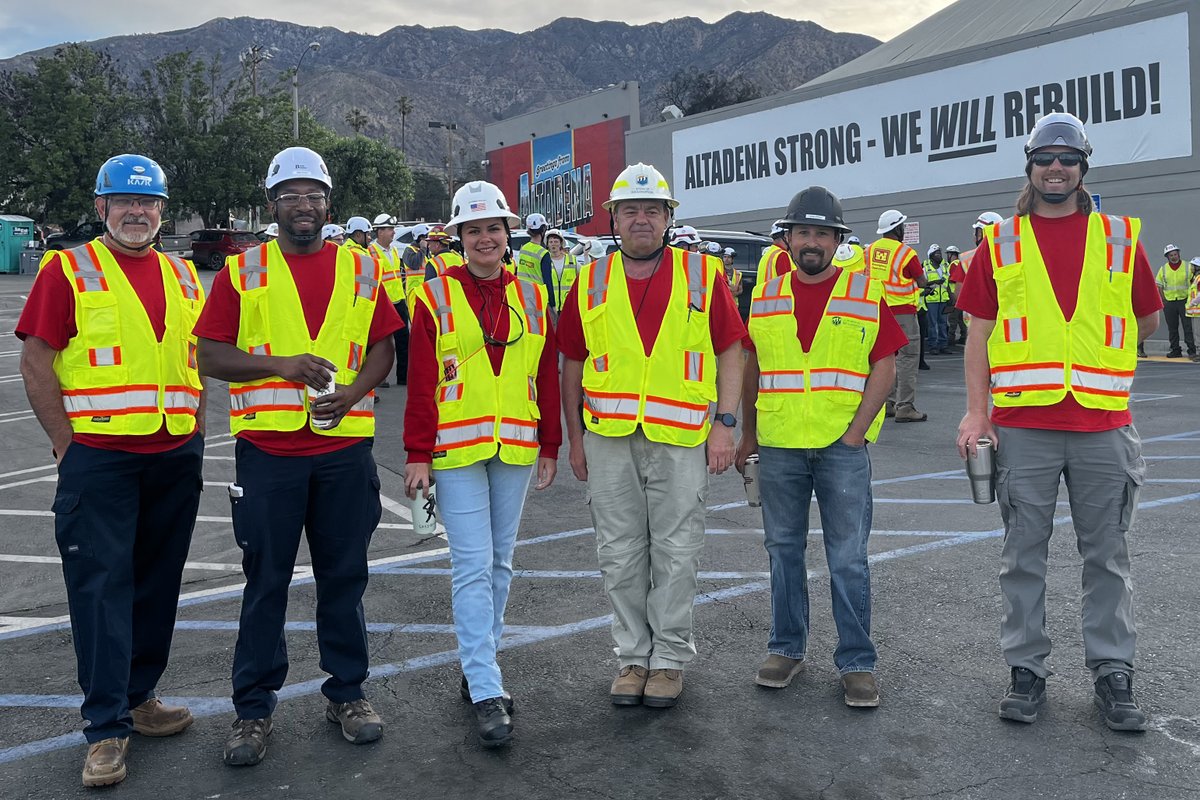 🚨 Reclamation deploys personnel to assist with wildfire recovery in Southern California, helping communities get back on their feet as quickly as possible.

Details: ow.ly/xoIE50VXT9i

#WildfireResponse #Reclamation #PublicSafety