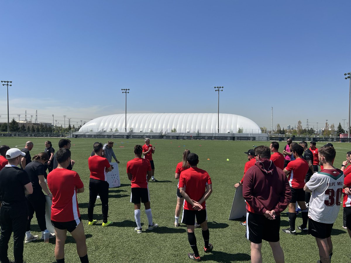 Mike Whyatt tweet media