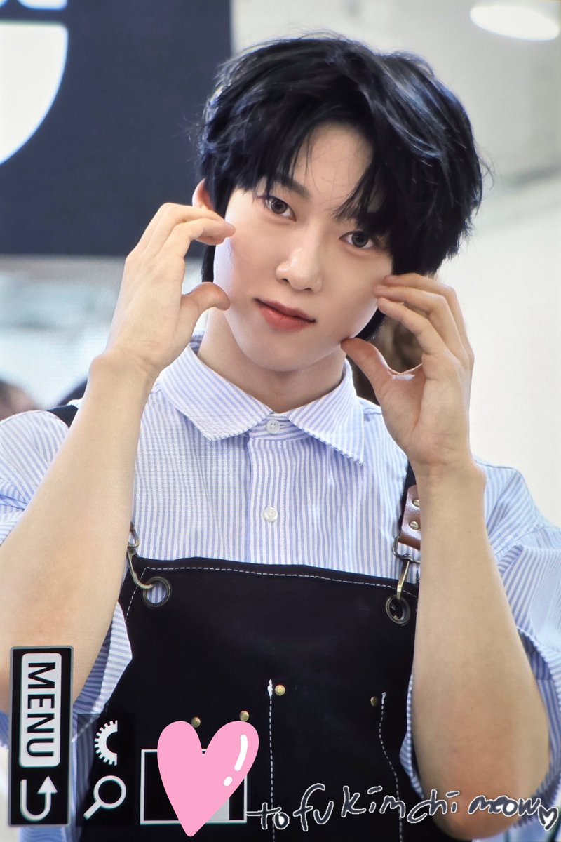 tofukimchimeow's tweet image. 250523 사운드웨이브 카페
💙
#앰퍼샌드원 #AMPERSANDONE #나캠든 #NAKAMDEN #KAMDEN #나두빈 #캠든