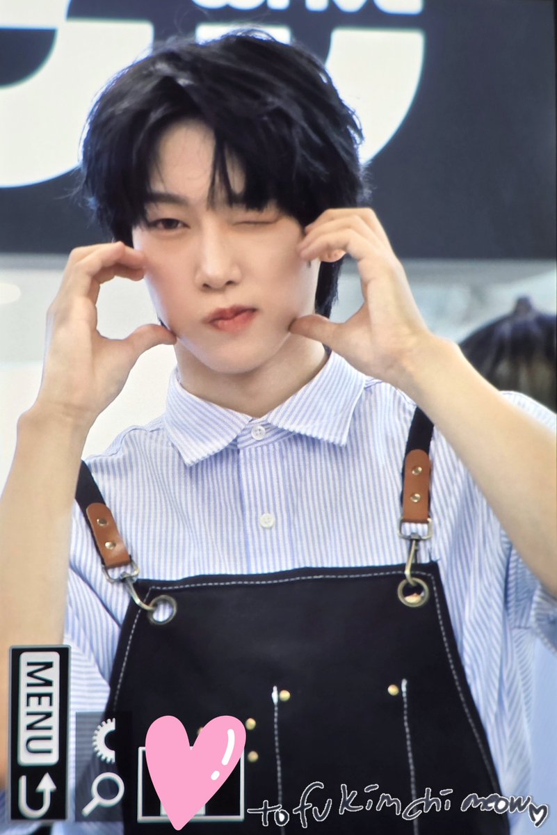 tofukimchimeow's tweet image. 250523 사운드웨이브 카페
💙
#앰퍼샌드원 #AMPERSANDONE #나캠든 #NAKAMDEN #KAMDEN #나두빈 #캠든