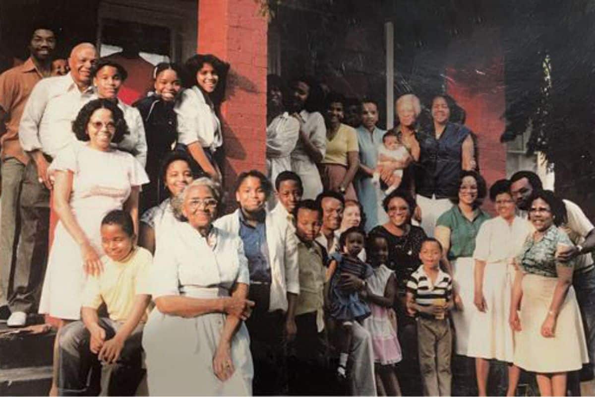 We went all the way to the Supreme Court to fight home equity theft––and won

Yet in DC’s Trinidad neighborhood, just down the street from the Court, the Powell family could be stripped of their home and every dollar of equity they have in it.