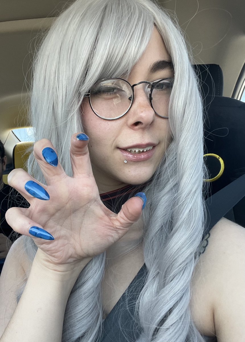 NotPeebo's tweet image. Jeff noises