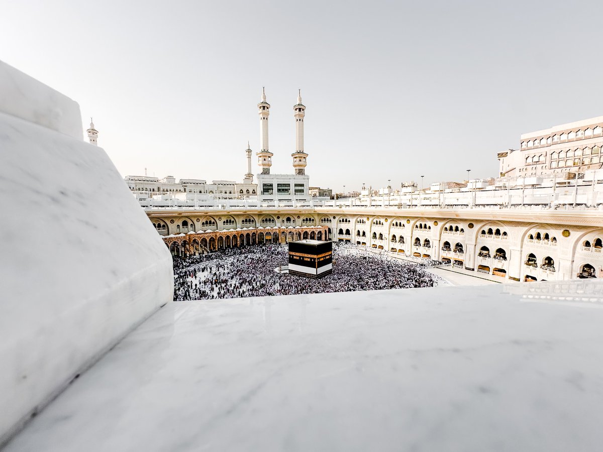 itsmhn3's tweet photo. أما الفؤادُ ففي�� يحيا دائماً
والله ما كذب الشعورُ ولا افْتَرى 🤍
#مكة_المكرمة 
#المسجد_الحرام https://t.co/yaYNJ0e6Ce