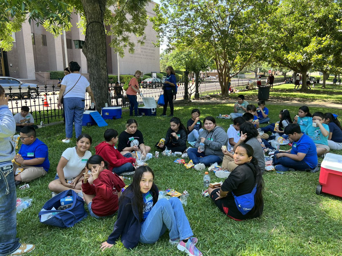 Jennifer Orrantia (@msorrantia) on Twitter photo Our students had an incredible time exploring the rich history of Texas during today’s visit to the State Capitol in Austin! Thank you <a href="/EISD_Transport/">EISD Transportation</a> for the early morning ride! <a href="/EISDofSA/">Edgewood ISD</a> <a href="/LomaParkES/">Loma Park Elementary</a> <a href="/MrsCBarrios/">Claudia Barrios 🦋</a> Our students had an incredible time exploring the rich history of Texas during today’s visit to the State Capitol in Austin! Thank you <a href="/EISD_Transport/">EISD Transportation</a> for the early morning ride! <a href="/EISDofSA/">Edgewood ISD</a> <a href="/LomaParkES/">Loma Park Elementary</a> <a href="/MrsCBarrios/">Claudia Barrios 🦋</a>