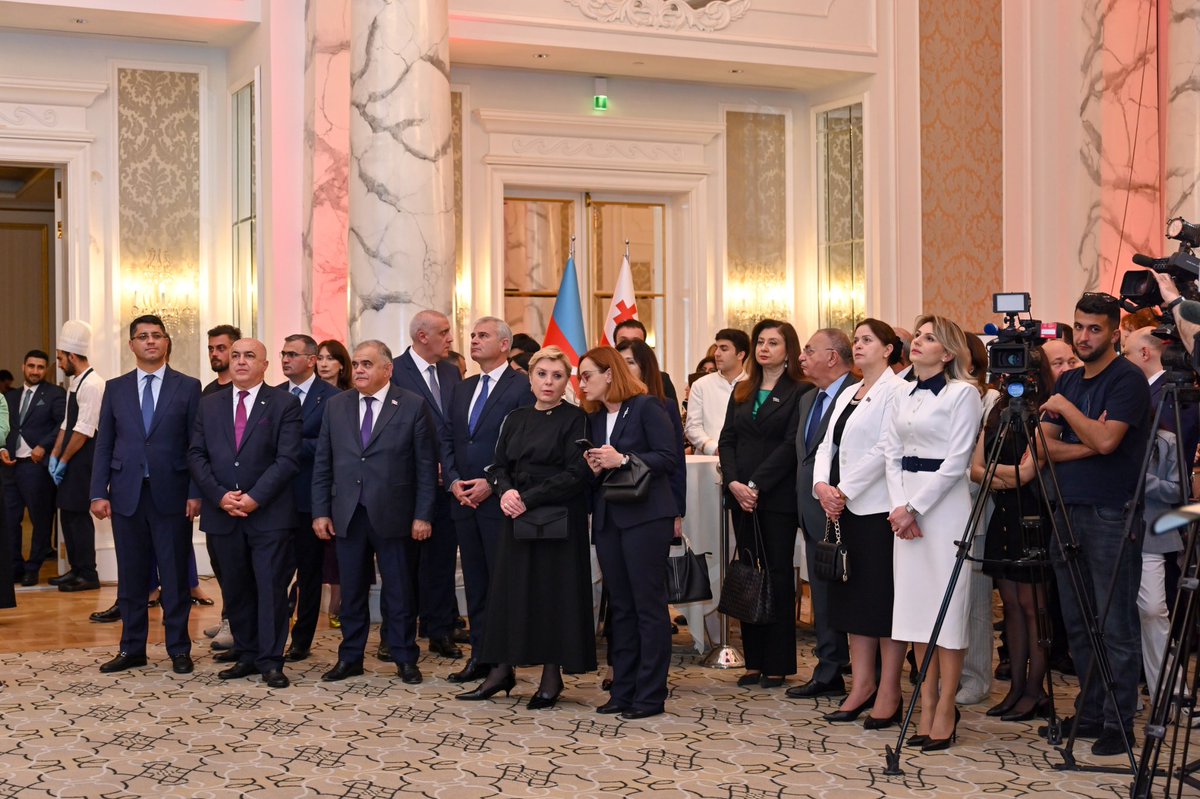 Milli Məclisin sədri Sahibə Qafarova Gürcüstanın Müstəqillik günü münasibəti ilə keçirilən tədbirdə çıxış edib

meclis.gov.az/news.php?id=61…

#MilliMeclis