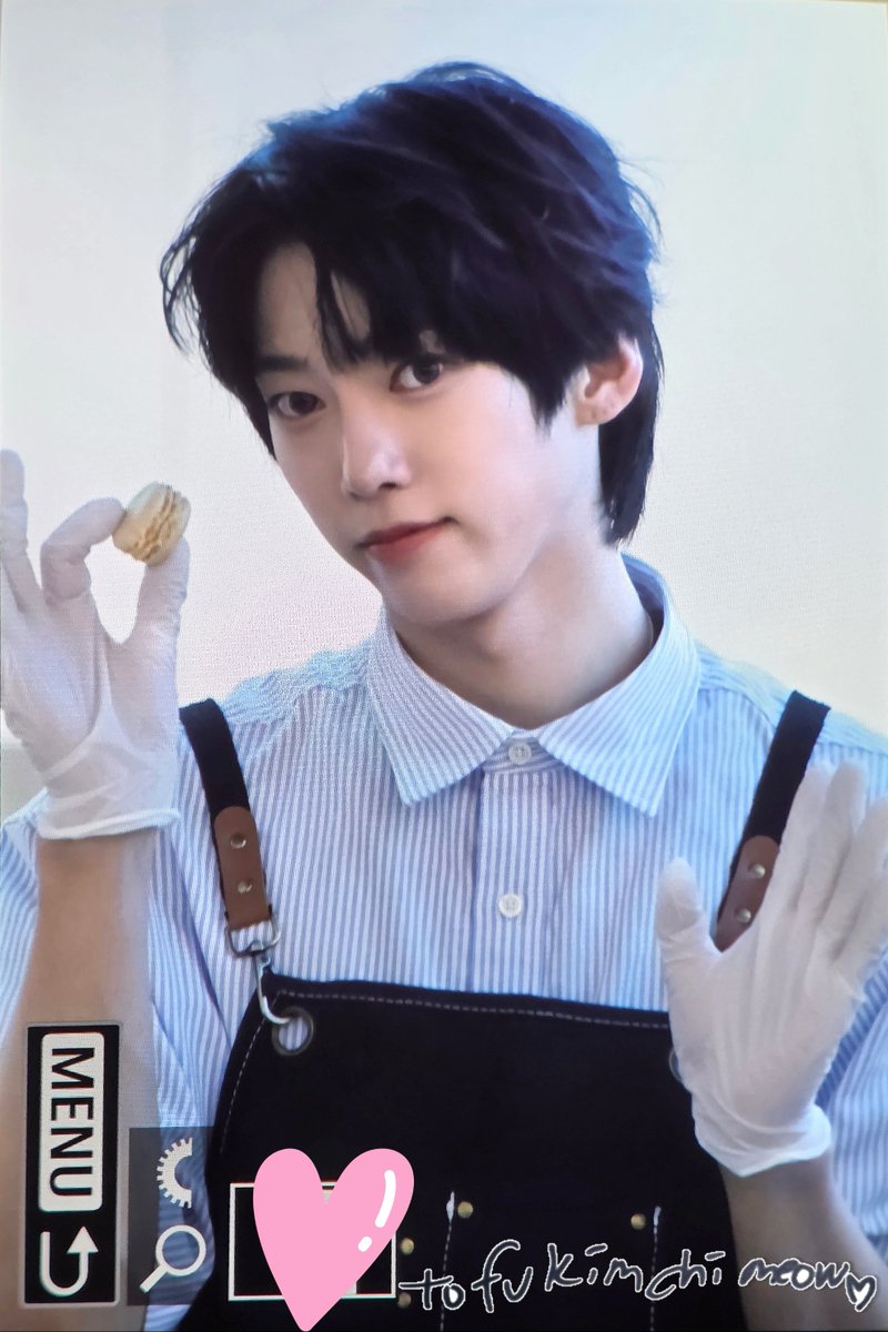tofukimchimeow's tweet image. 250523 사운드웨이브 카페
마카롱 먹을 사람!? 저요! 저요!🙋♀️
#앰퍼샌드원 #AMPERSANDONE #나캠든 #NAKAMDEN #KAMDEN #나두빈 #캠든