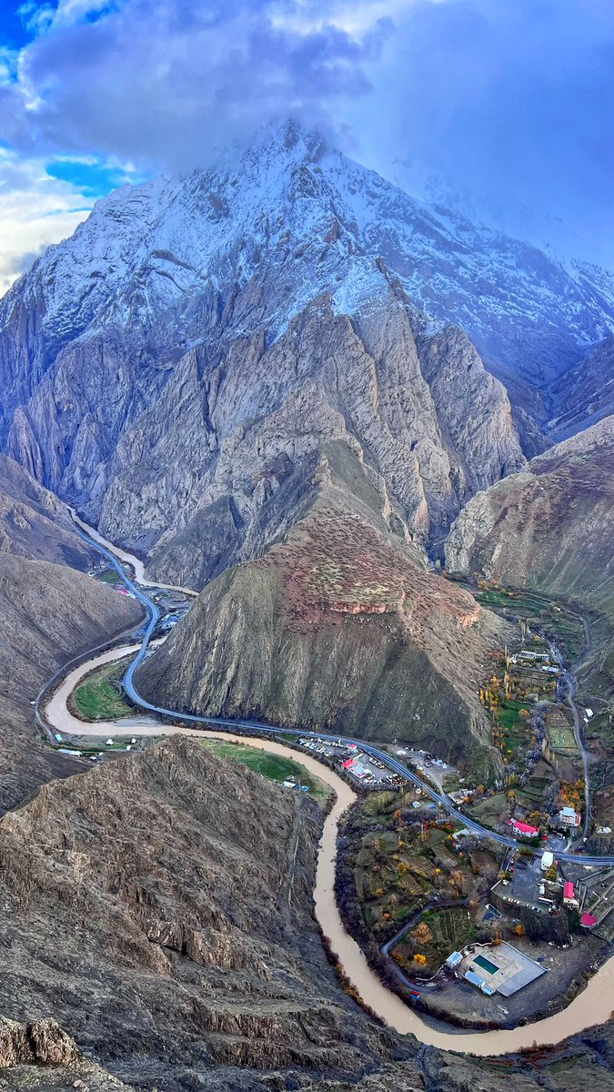 Şu güzelliğe 🧿

Zap Vadisi/Hakkari