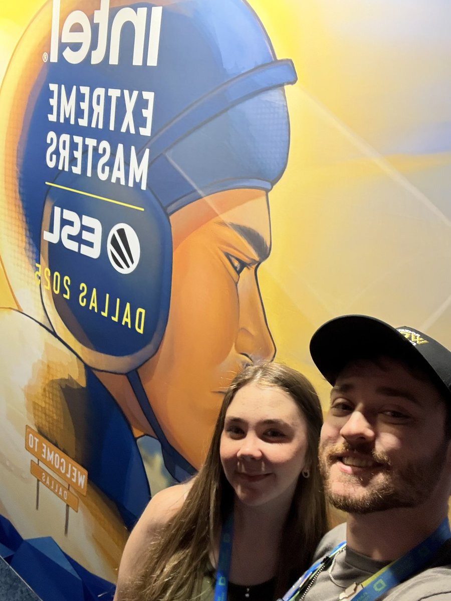 stevennreeed's tweet image. we out here ‼️ @DreamHack #intelgaming @IntelGaming