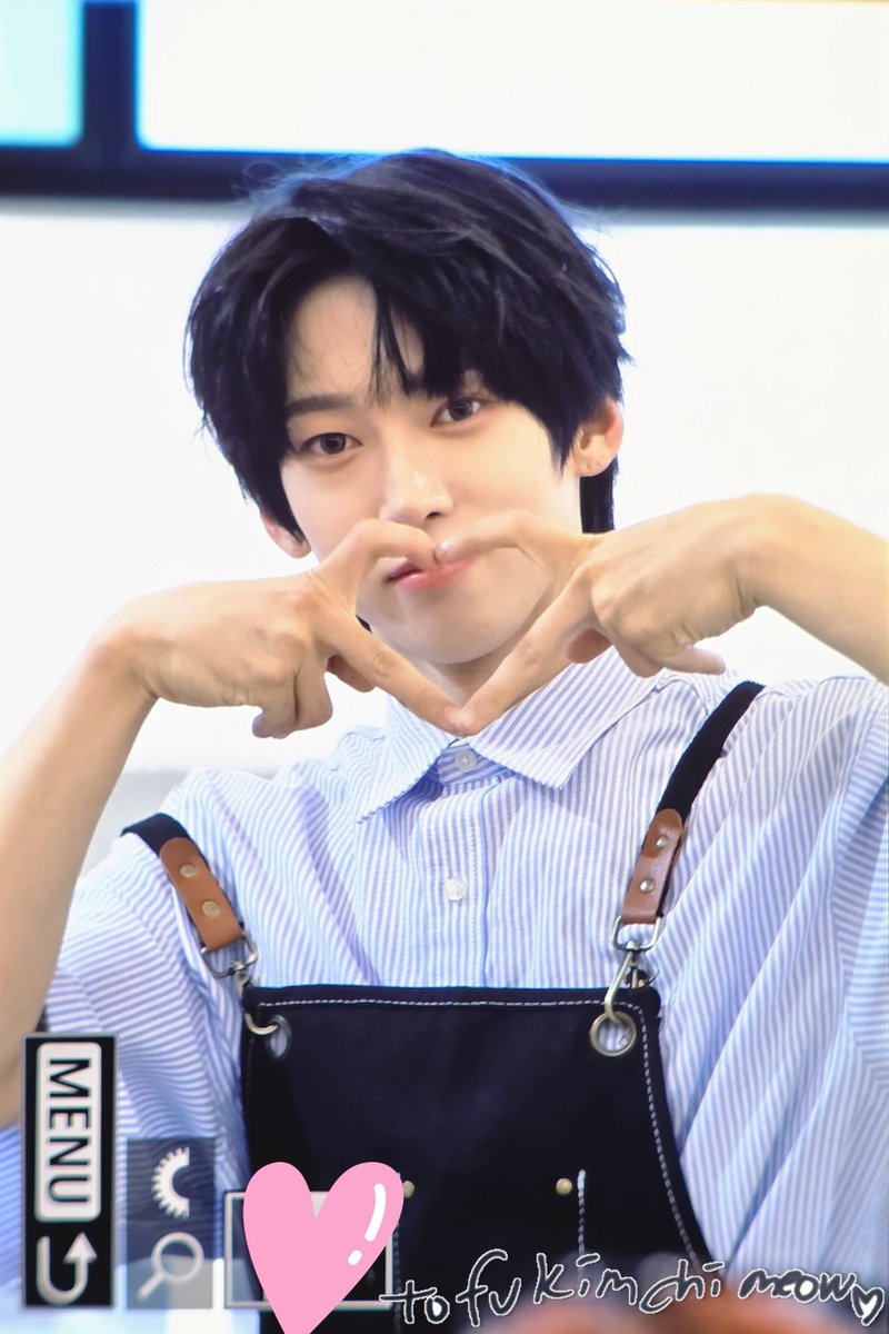 tofukimchimeow's tweet image. 250523 사운드웨이브 카페
🫶
#앰퍼샌드원 #AMPERSANDONE #나캠든 #NAKAMDEN #KAMDEN #나두빈 #캠든