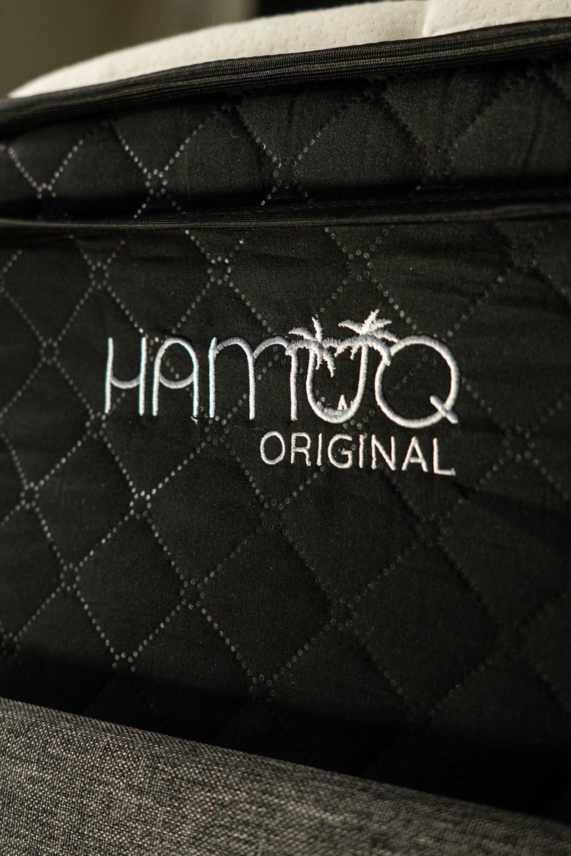 Zoom in on comfort: premium materials, precision stitching, and thoughtful design. 💙 Beautifully captured by Nathan Peters 📸

#hamuq #hamuqsleep #hamuqmattress #canada #canadian #sleep #mattressinabox #hybridmattress