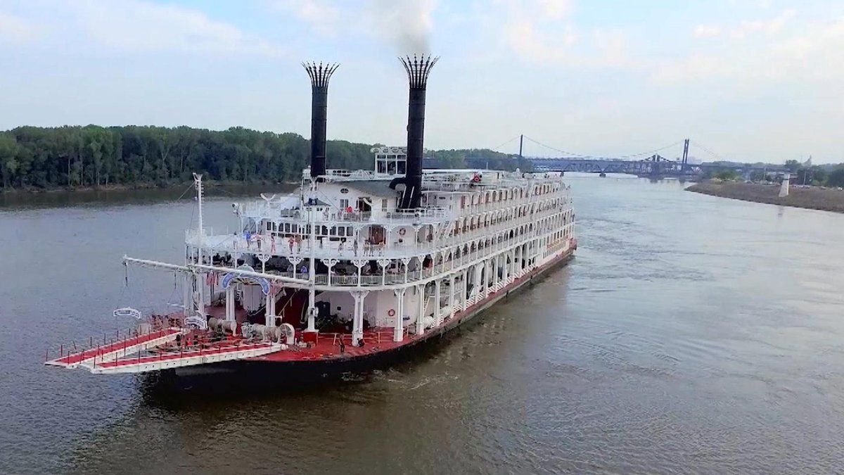 Can confirm - this was the River Lea earlier today.  Proud Mary keeps on burnin'!