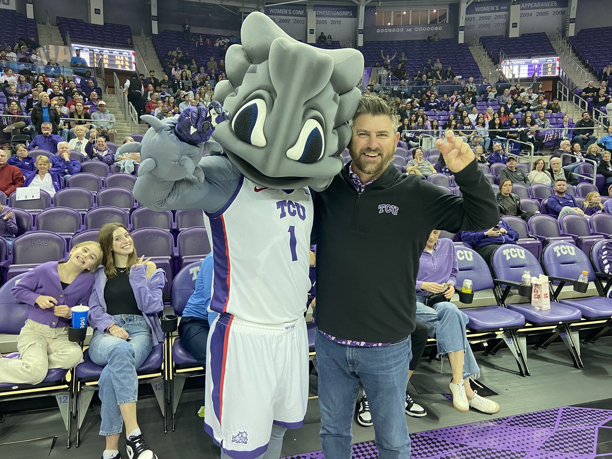 Happy Kirk Saarloos Day. <a href="/KirkSaarloosTCU/">Kirk Saarloos</a> <a href="/saarloosandsons/">Saarloos + sons</a> <a href="/TCU_Baseball/">TCU Baseball</a> 🎂🥳