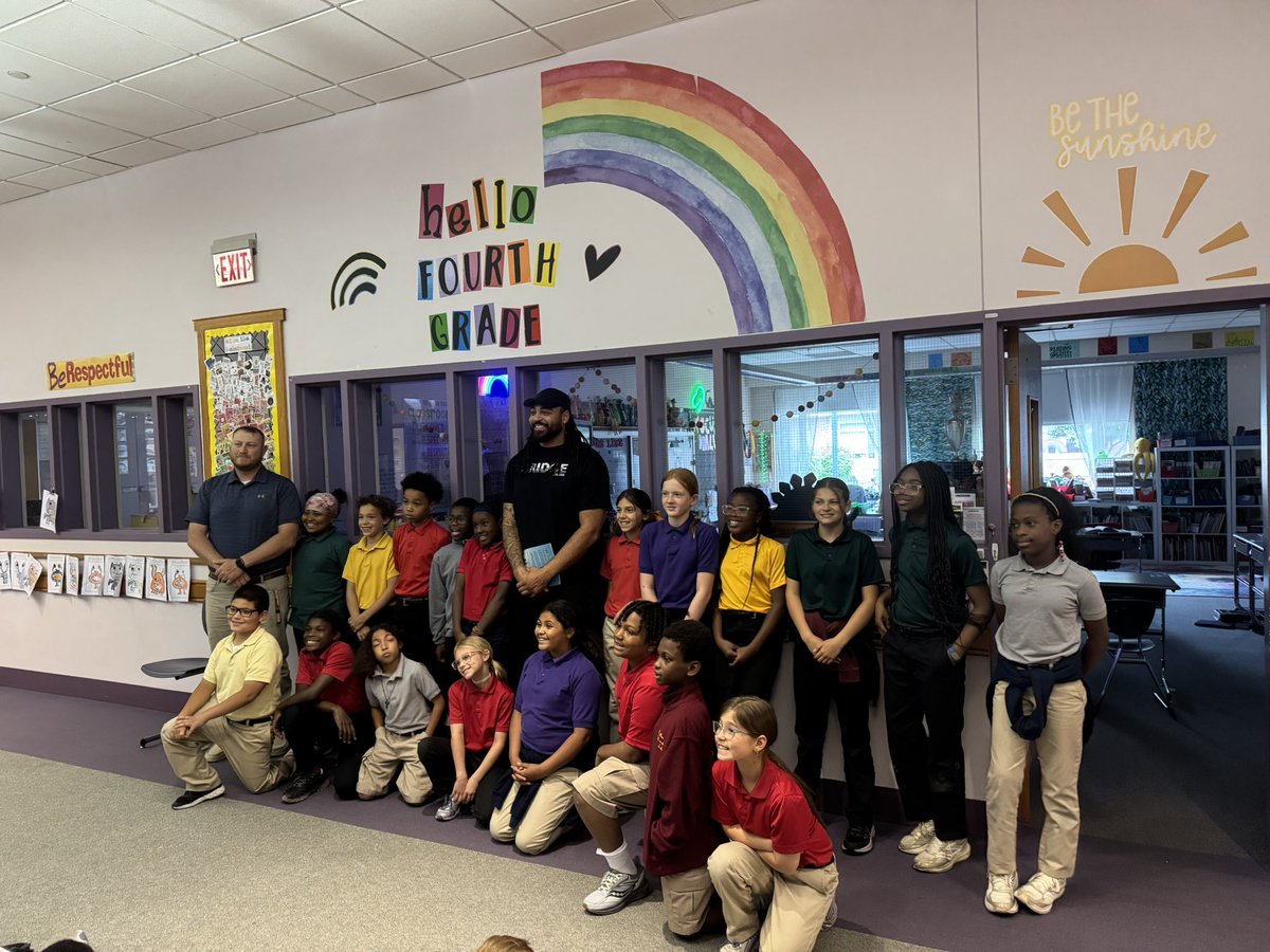 MHS Memorial Hall (@mhprincipals) on Twitter photo Milton Hershey alum, Garry Gilliam, visited campus today to share his new book, The Bleacher Garden, with our elementary division students. Thank you for sharing your passion and book with us today, <a href="/Garry_Gilliam/">Garry Gilliam Jr.</a> !! Milton Hershey alum, Garry Gilliam, visited campus today to share his new book, The Bleacher Garden, with our elementary division students. Thank you for sharing your passion and book with us today, <a href="/Garry_Gilliam/">Garry Gilliam Jr.</a> !!