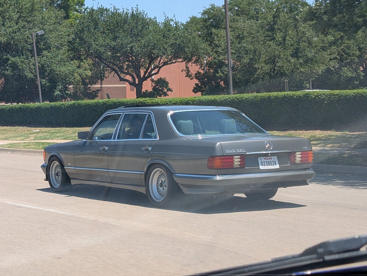 Pupper_Wupper's tweet image. spotted this gorgeous 500sel. Lowered on enkei92s