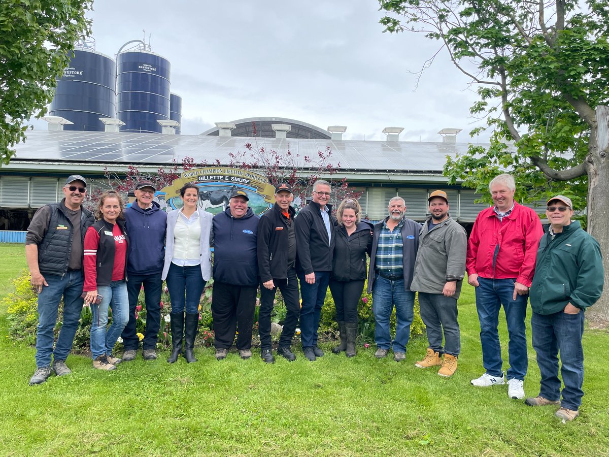 Heath MacDonald (@cornwallheath) on Twitter photo Good week of briefings and meetings in Ottawa, but great to visit la Ferme Gillette in Embrun before getting back home - and no better host than my new colleague <a href="/MingarelliG/">Giovanna Mingarelli</a>! Thank you to the Patenaude family for showing me around your dairy operation this afternoon. Good week of briefings and meetings in Ottawa, but great to visit la Ferme Gillette in Embrun before getting back home - and no better host than my new colleague <a href="/MingarelliG/">Giovanna Mingarelli</a>! Thank you to the Patenaude family for showing me around your dairy operation this afternoon.