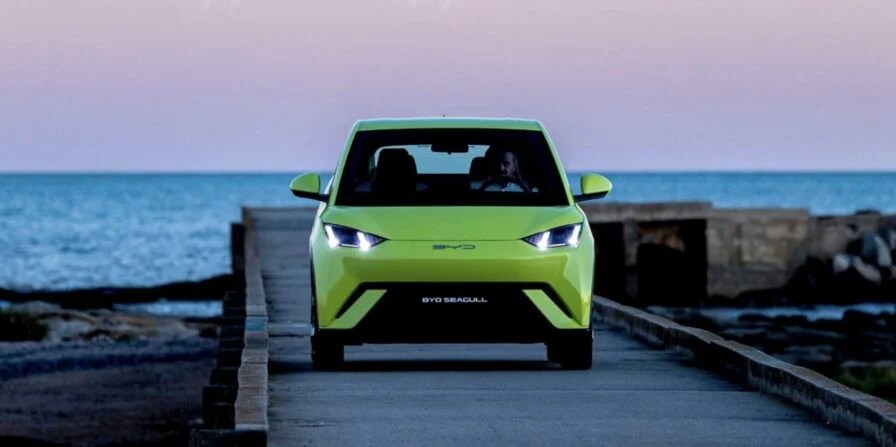 StrongEconomics's tweet photo. China’s BYD beat out Tesla for the first time this April to become the top EV vehicle brand in Europe. BYD only outpaced Tesla by 100 vehicles, but the 7,231 cars that made their way to Europe show that tariffs are not deterring European consumer demand. https://t.co/Jcl0v84Ifh https://t.co/N48WqpFF3P