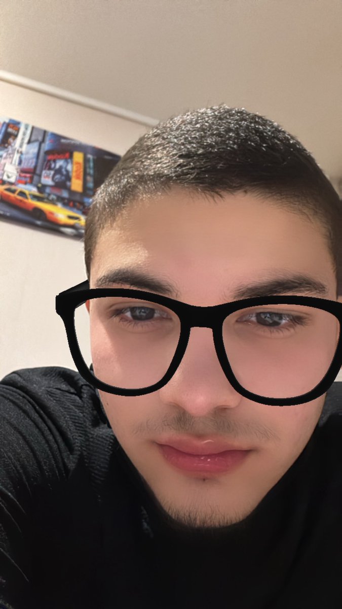 🥸 or 🤓