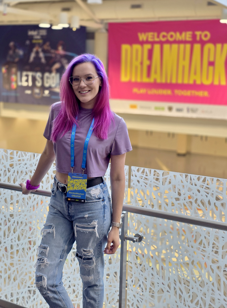MandysMayhem 🔜 DH Dallas ✨ (@mayhemmandys) on Twitter photo DreamHack Day 1!
Within seconds of walking in the vibes are ✨immaculate✨
#DHDallas <a href="/DreamHackNA/">DreamHack North America</a> DreamHack Day 1!
Within seconds of walking in the vibes are ✨immaculate✨
#DHDallas <a href="/DreamHackNA/">DreamHack North America</a>