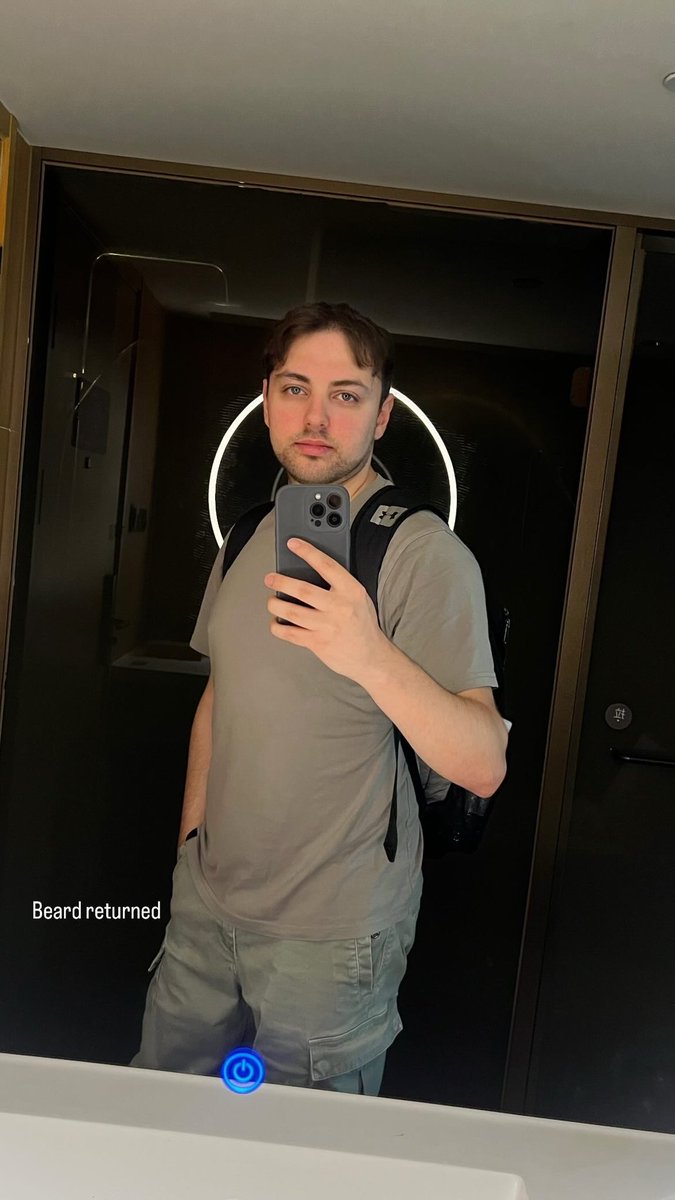 _almostlost's tweet image. 🎒🇨🇳