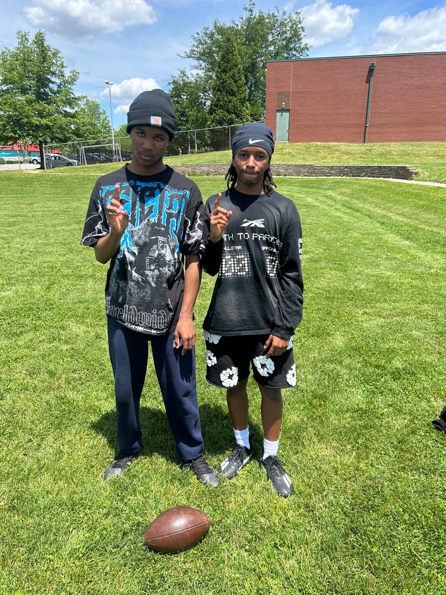 UpcomingWill's tweet photo. Great work with my guy @UpcomingIan  #grindtoacheive https://t.co/vxdS99CdLG